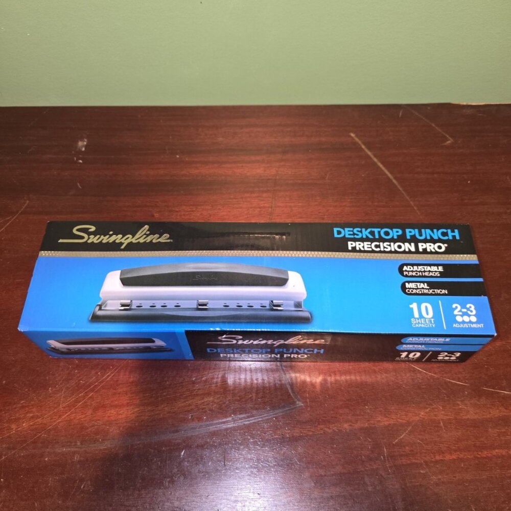 Swingline 10-Sheet Two-to-Three Hole Punch 9/32" Holes Precision Pro Desktop